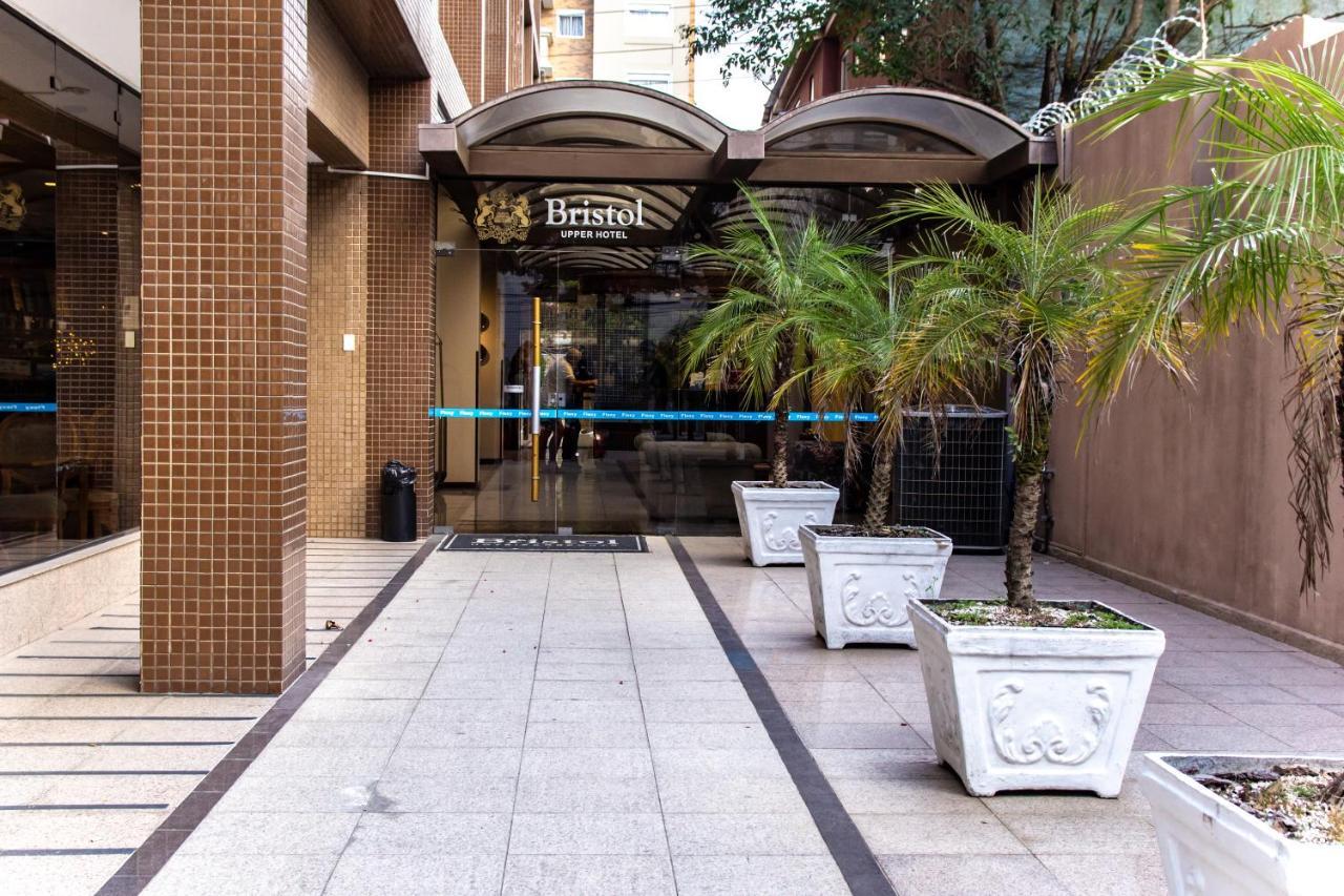 布里斯托尔奥普公寓酒店 库里提巴 外观 照片